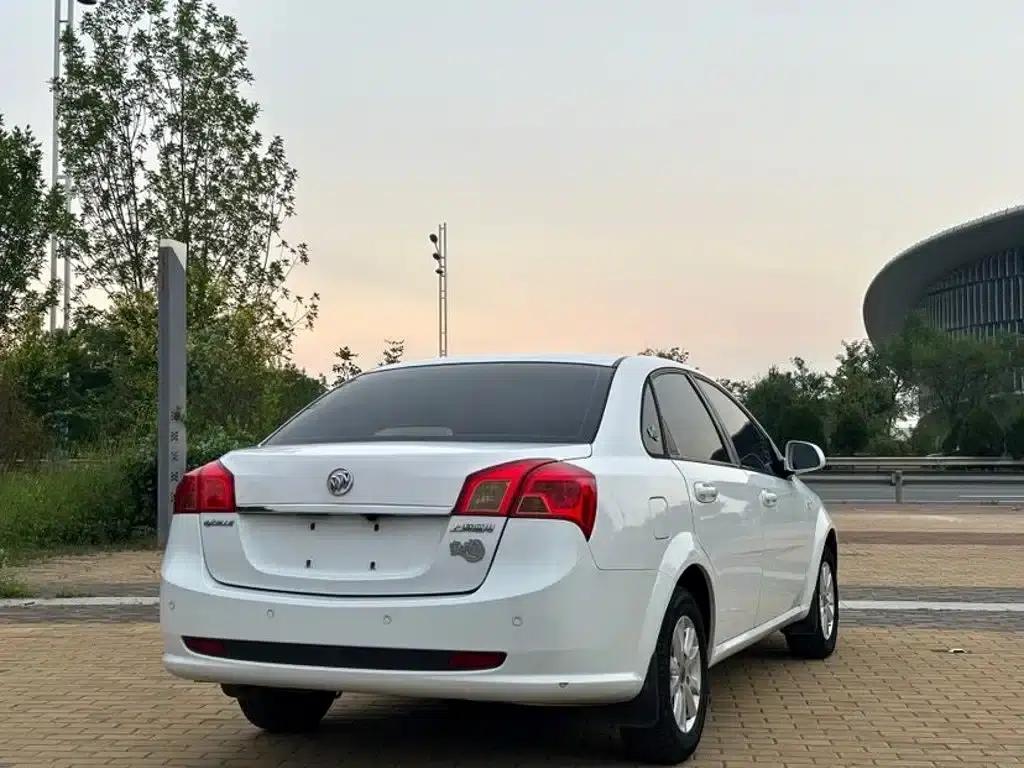 Buick Excelle 2013 1.5L Manual Classic — миниатюра 4