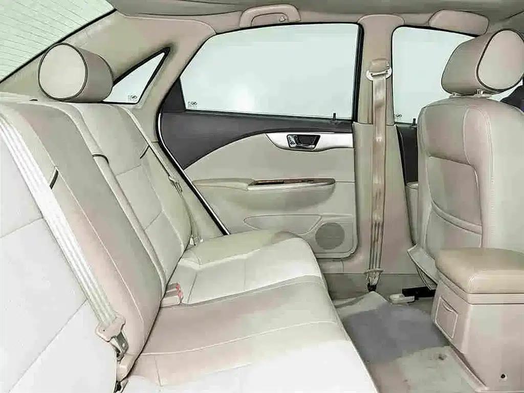Buick Excelle 2015 1.5L Manual Classic — миниатюра 7
