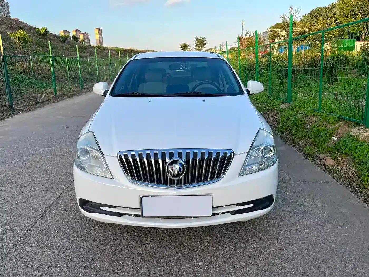 Buick Excelle 2015 1.5L Automatic Classic — миниатюра 2