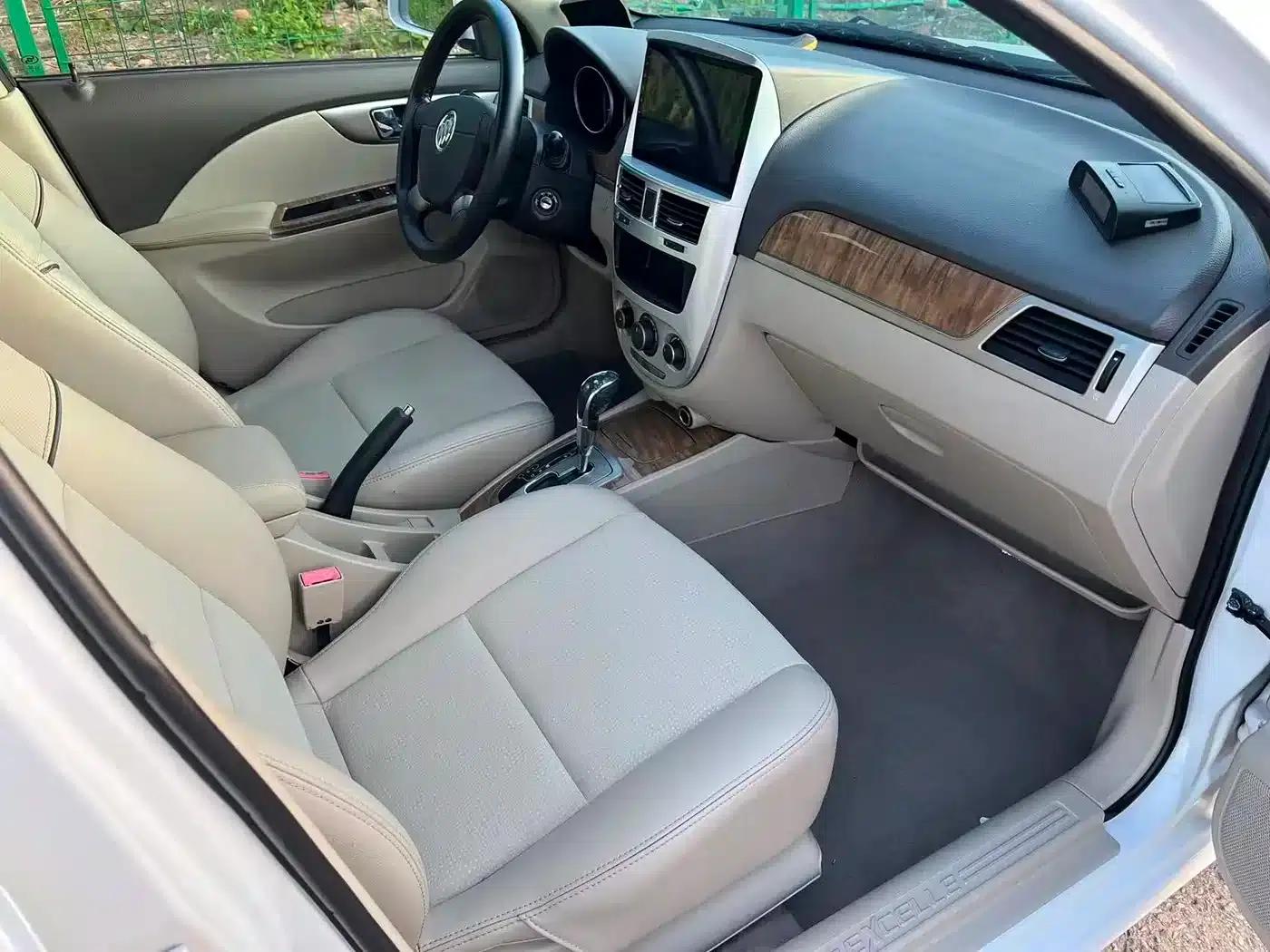 Buick Excelle 2015 1.5L Automatic Classic — миниатюра 12