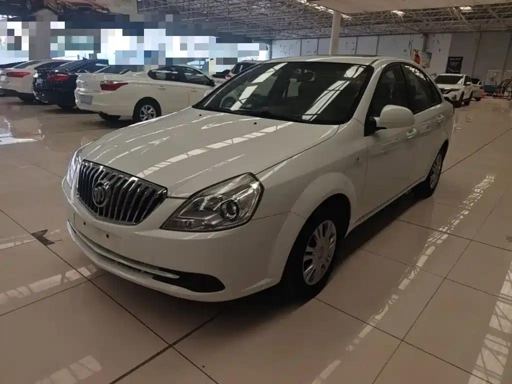 Buick Excelle 2015 1.5L Manual Classic — миниатюра 1