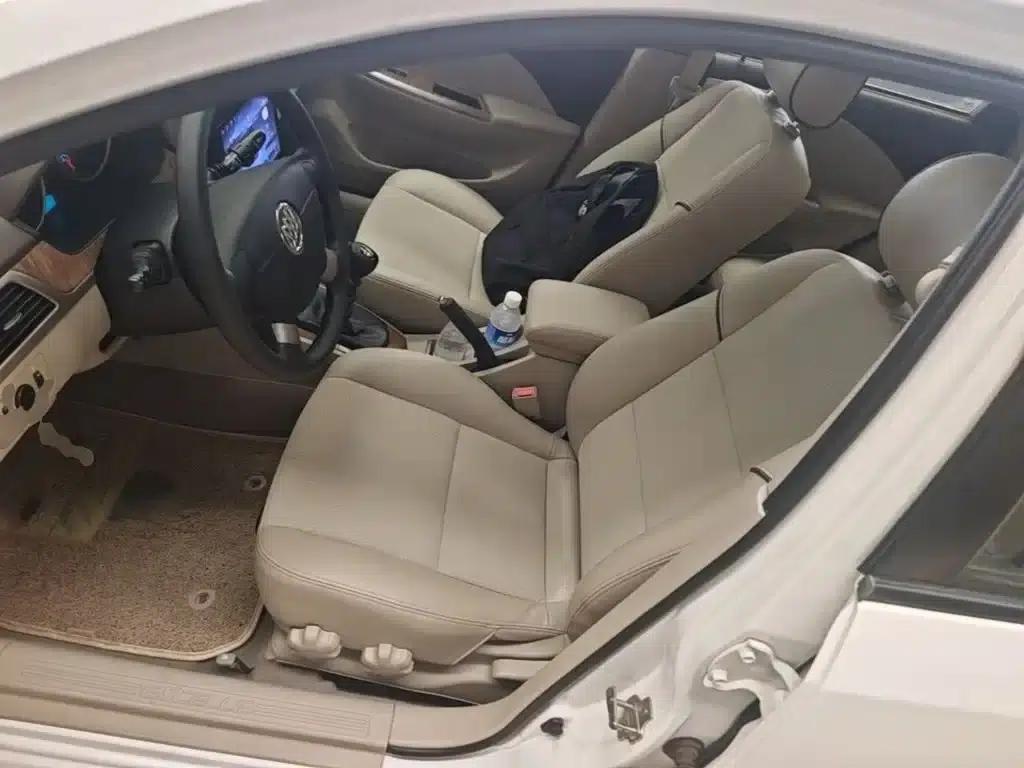 Buick Excelle 2015 1.5L Manual Classic — миниатюра 15