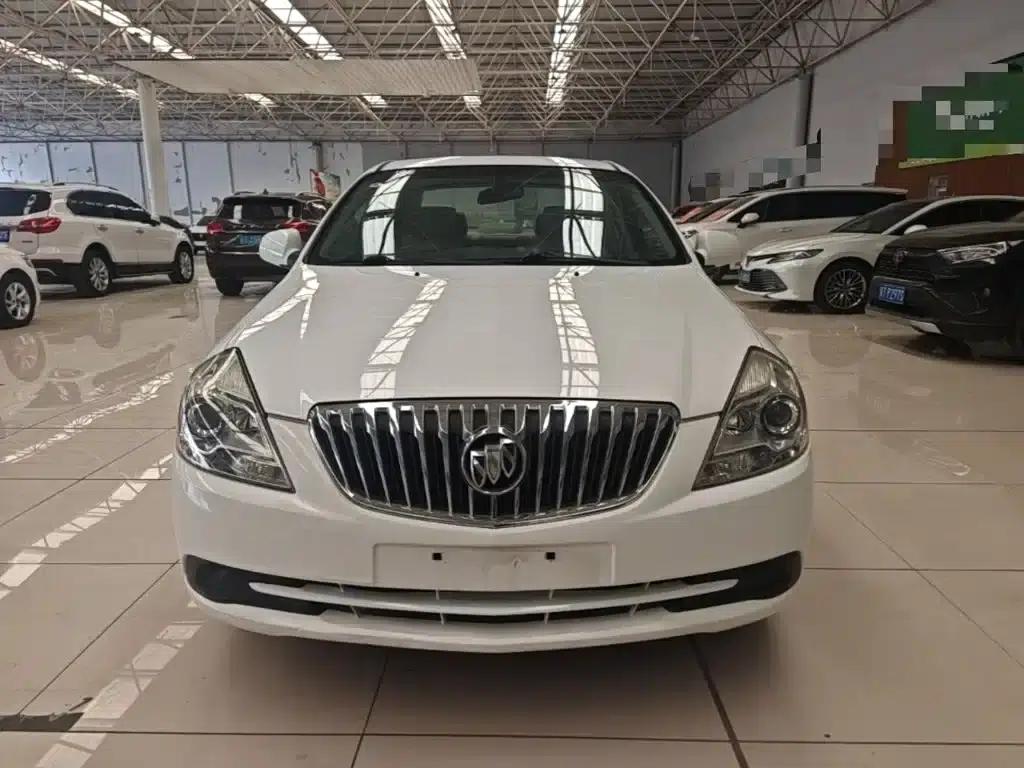 Buick Excelle 2015 1.5L Manual Classic — миниатюра 3