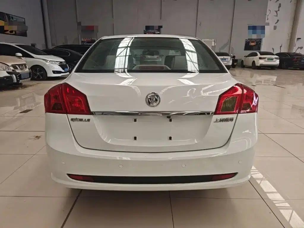 Buick Excelle 2015 1.5L Manual Classic — миниатюра 6