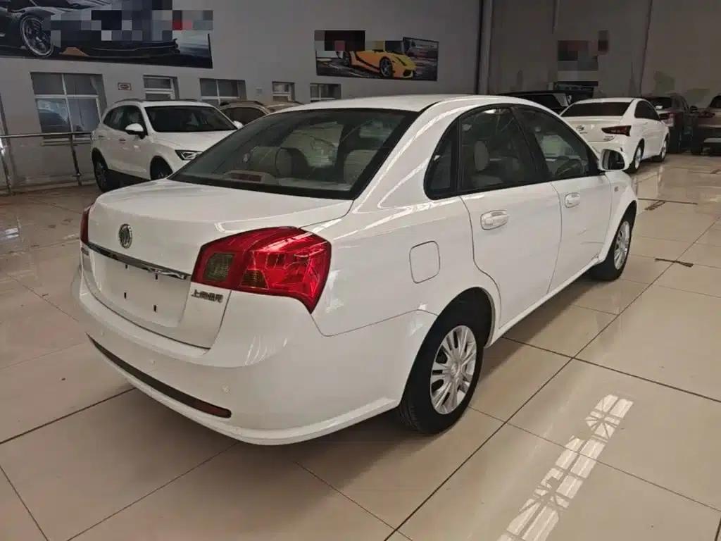 Buick Excelle 2015 1.5L Manual Classic — миниатюра 7