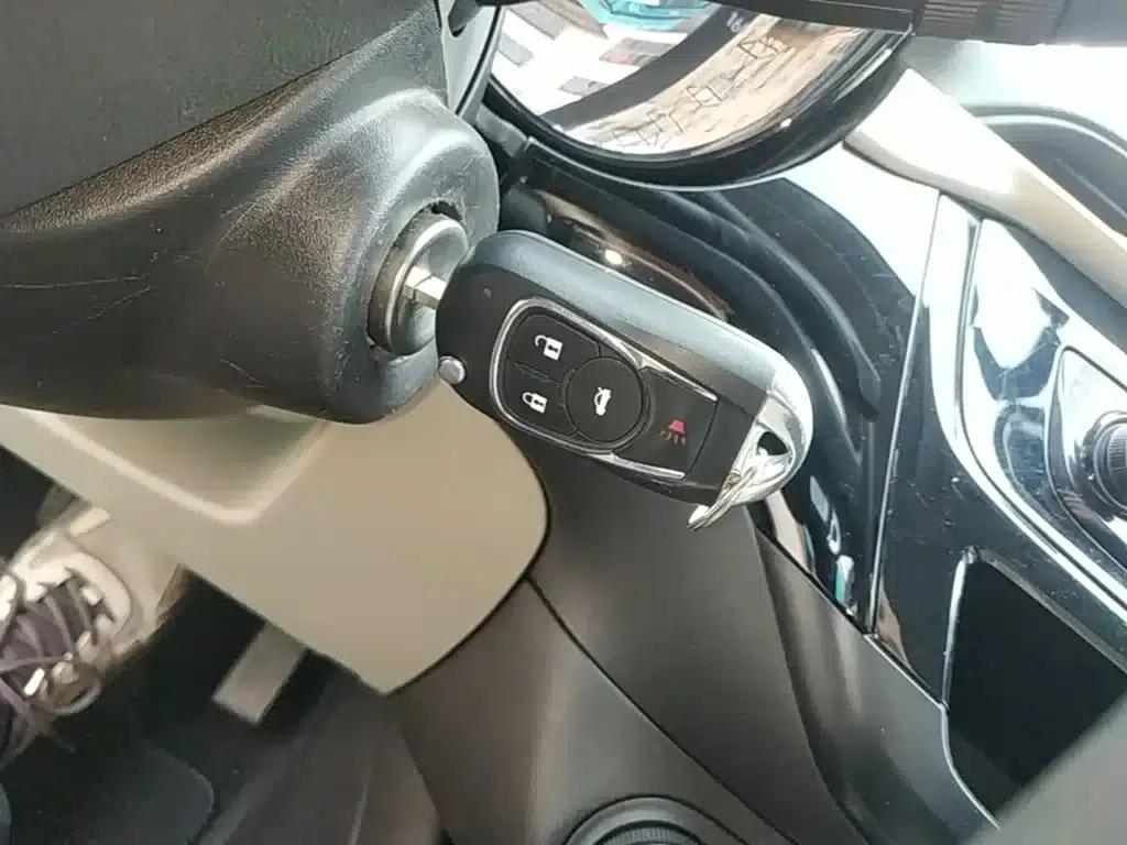 Buick Excelle 2020 15N CVT Elite — миниатюра 9