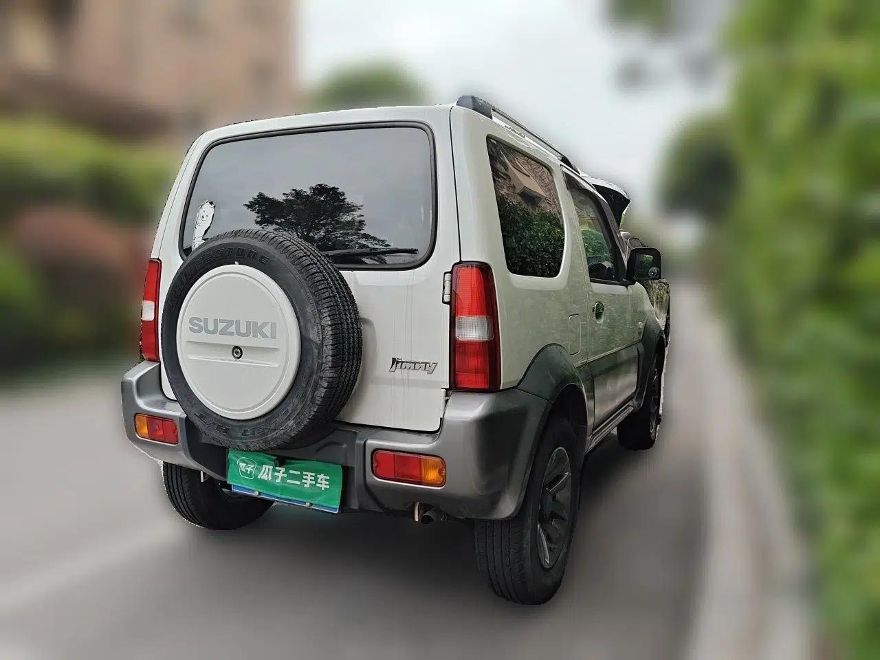 Suzuki Jimny 2015 1.3 AT Mode3 Navigation Edition — миниатюра 6