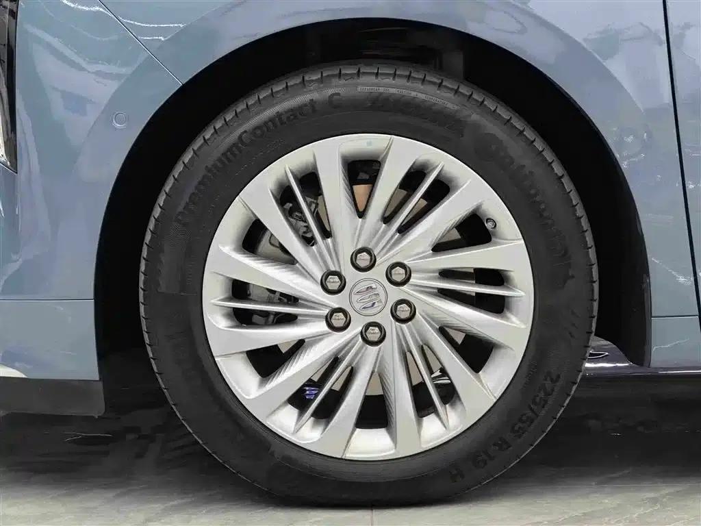 Century 2023 2.0T 7-Seat Luxury Edition — миниатюра 4