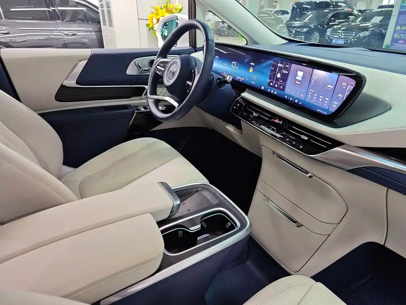 Century 2025 2.0T Six-Seat Luxury Edition — миниатюра 10