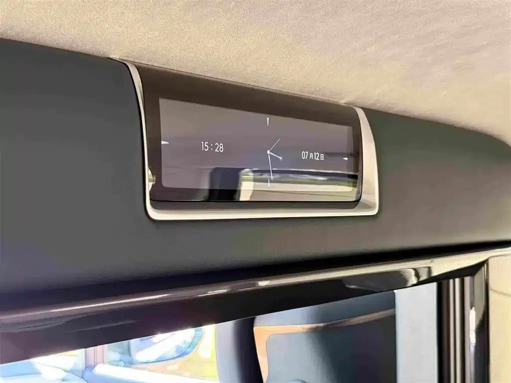 Century 2023 2.0T Four-Seat Private Edition — миниатюра 20