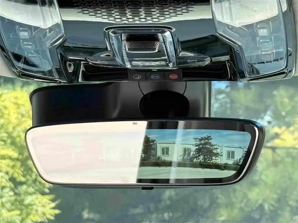 Century 2023 2.0T Four-Seat Private Edition — миниатюра 22