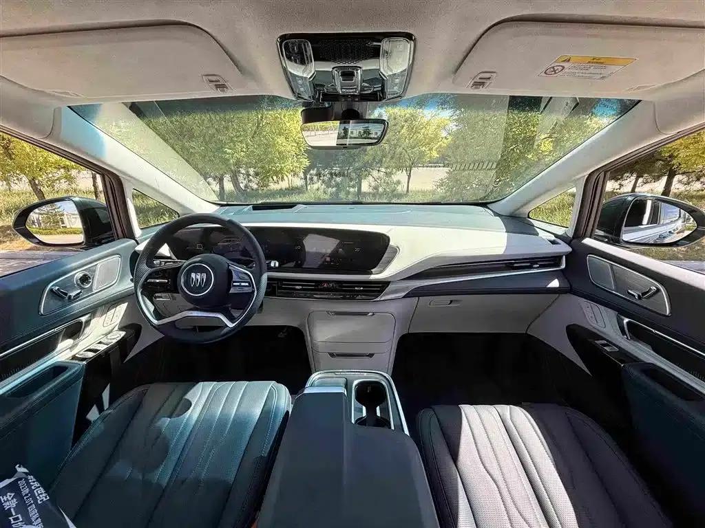 Century 2023 2.0T Four-Seat Private Edition — миниатюра 7