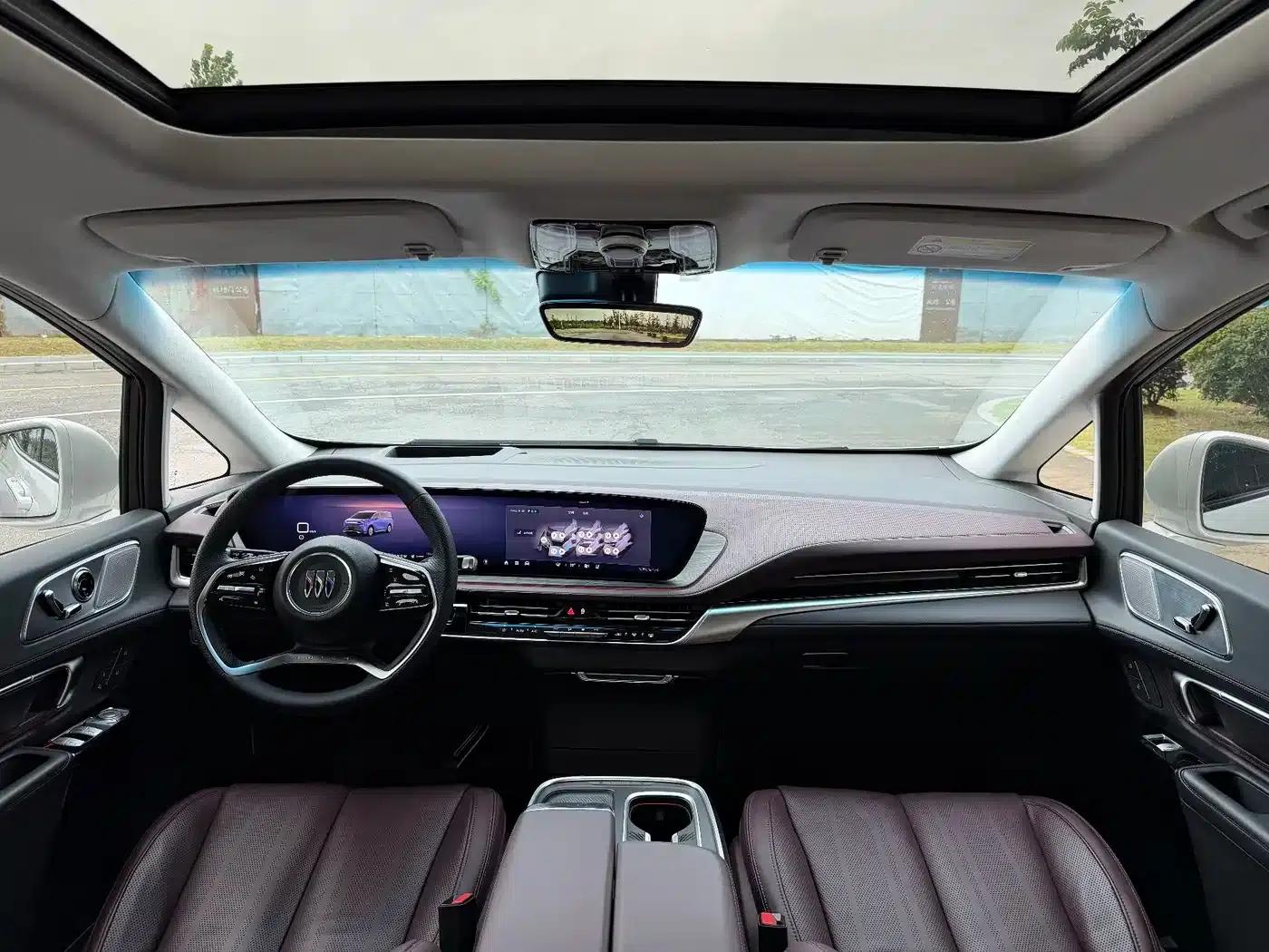 Century 2023 2.0T Six-Seat Luxury Edition — миниатюра 3