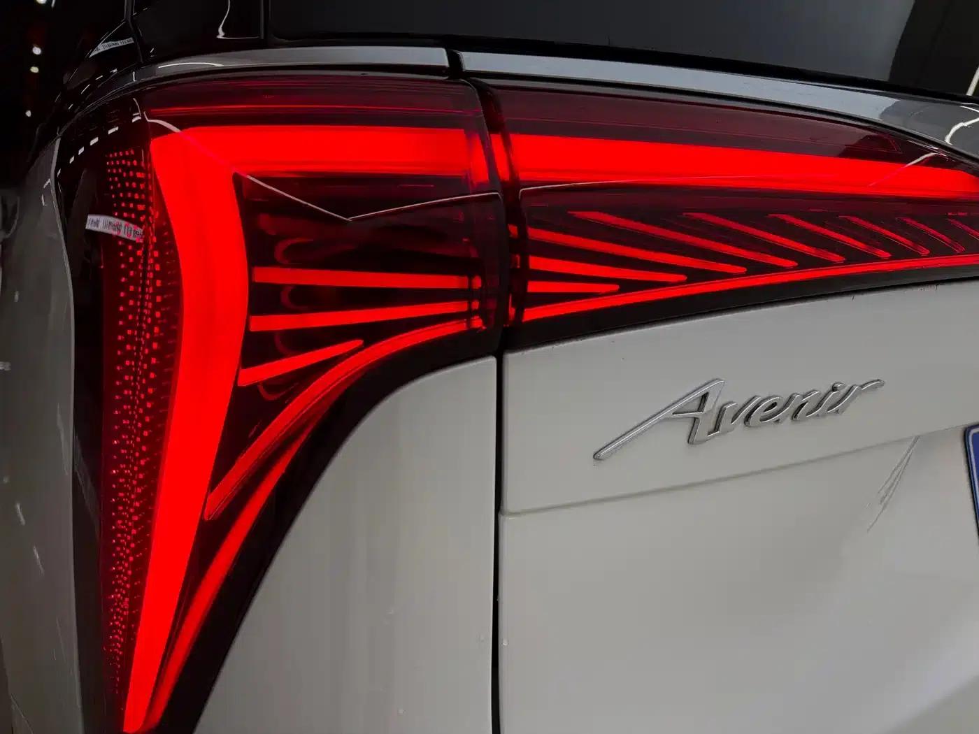 Century 2023 2.0T 7-Seat Luxury Edition — миниатюра 14