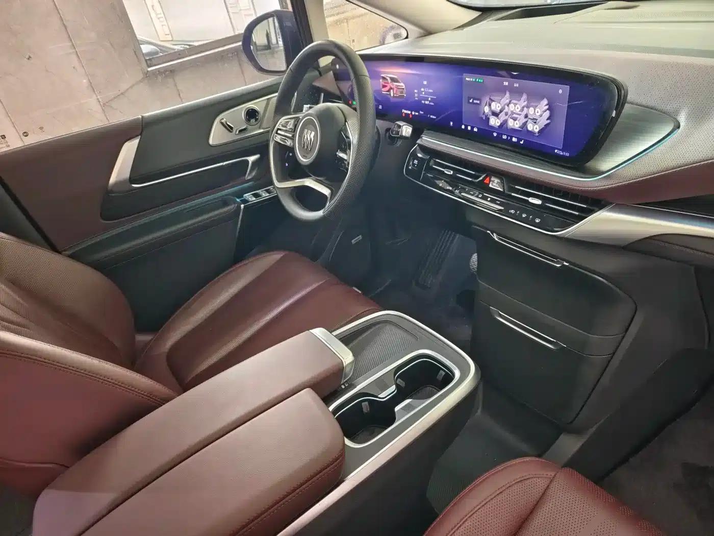 Century 2023 2.0T Six-Seat Luxury Edition — миниатюра 20