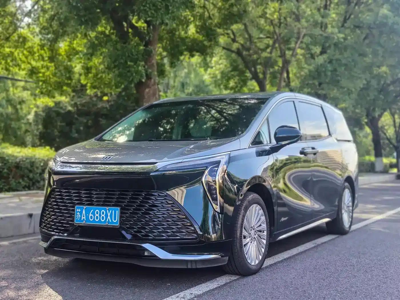 Century 2023 2.0T Four-Seat Private Edition — миниатюра 1