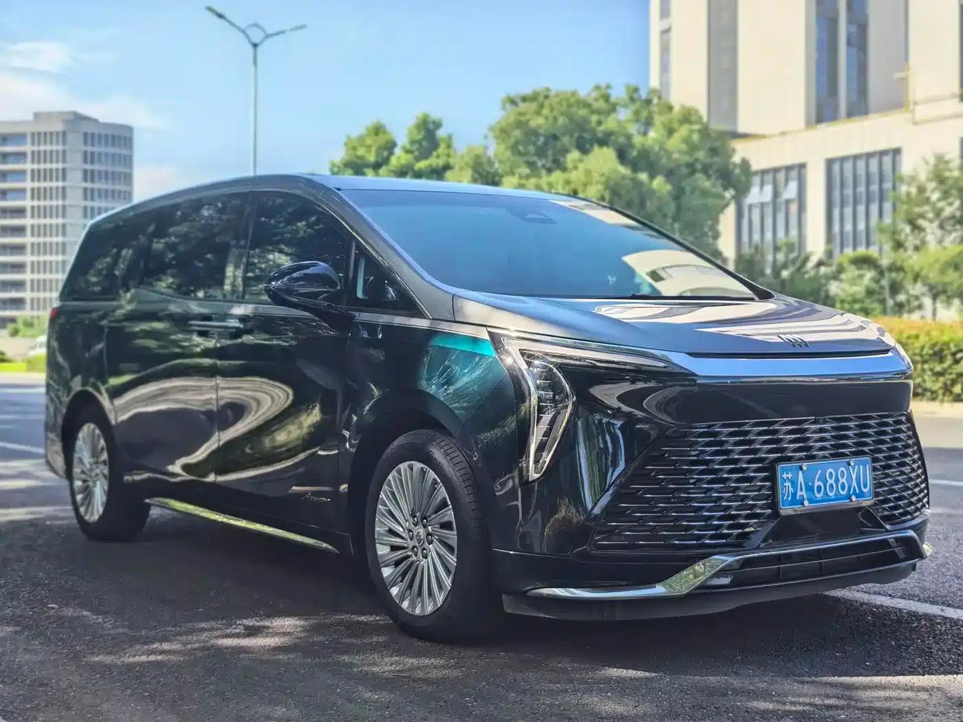 Century 2023 2.0T Four-Seat Private Edition — миниатюра 3