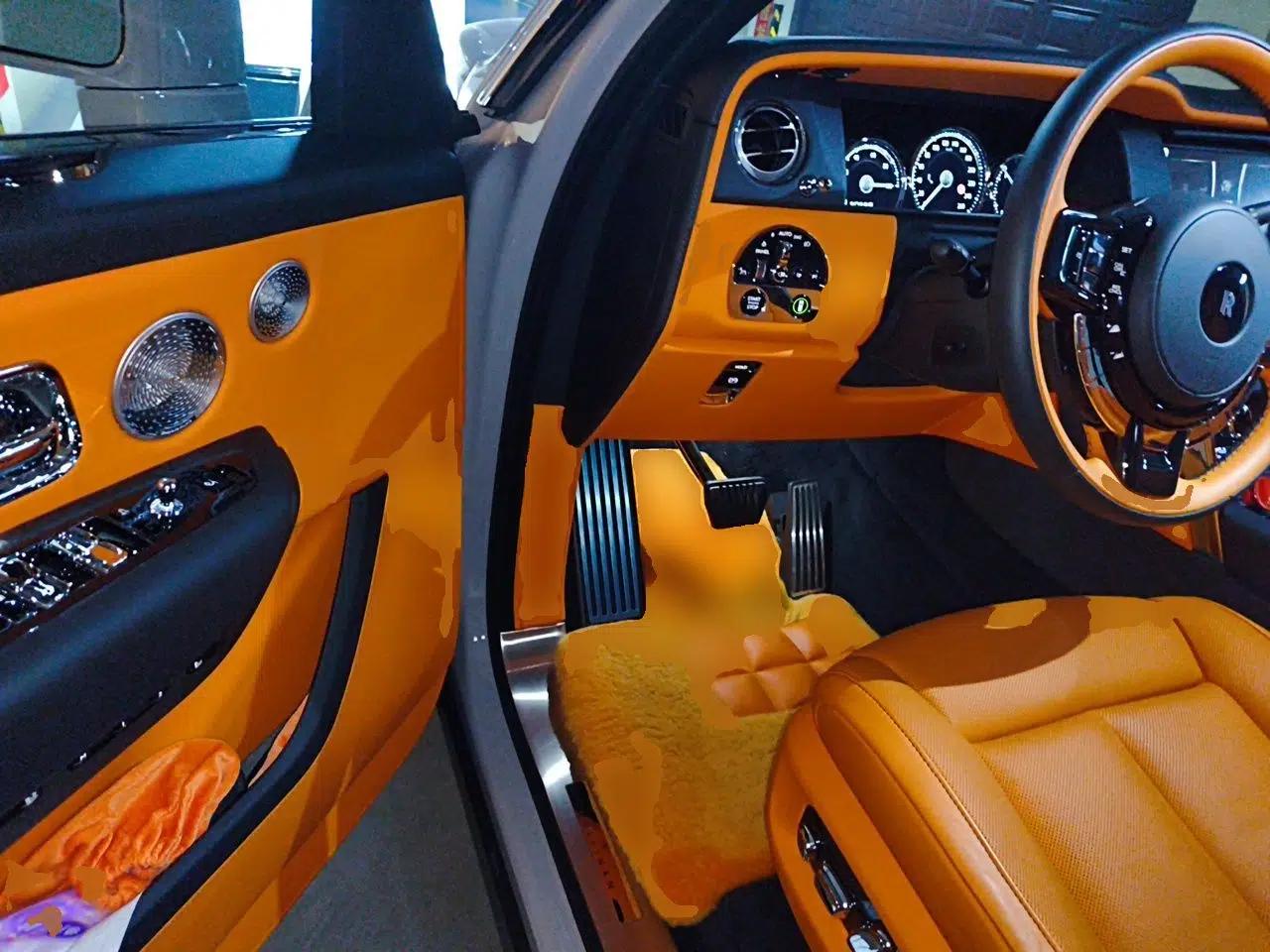 Rolls-Royce Cullinan 2024 Four-Seat Version — миниатюра 16