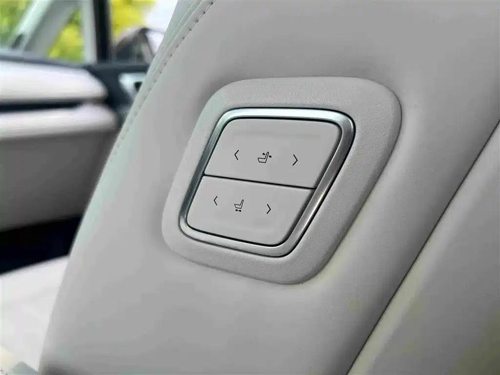 Buick GL8 PHEV 2026 Luxury Edition — миниатюра 17