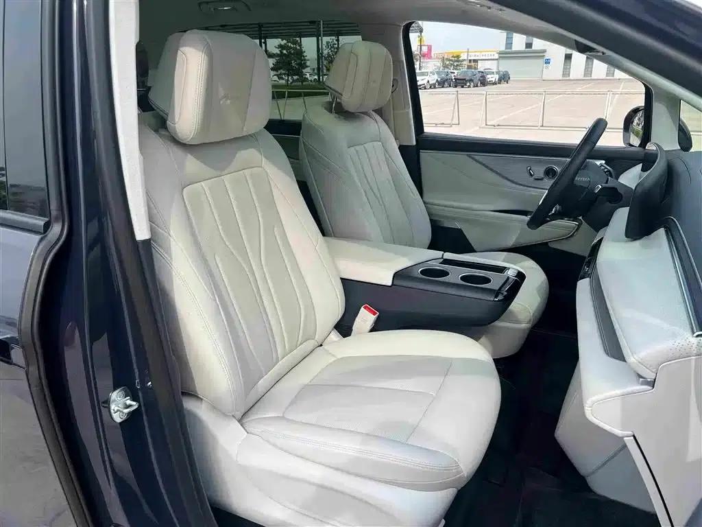 Buick GL8 PHEV 2026 Luxury Edition — миниатюра 10