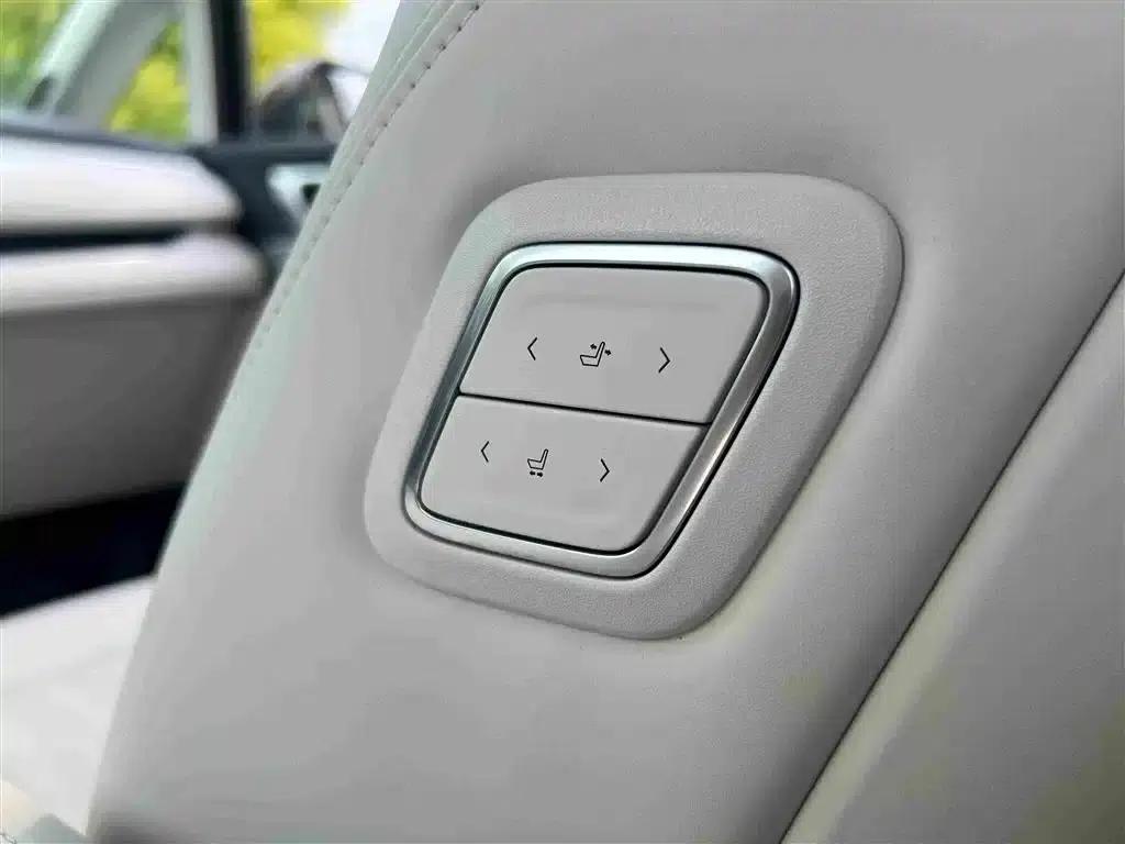 Buick GL8 PHEV 2026 Luxury Edition — миниатюра 17
