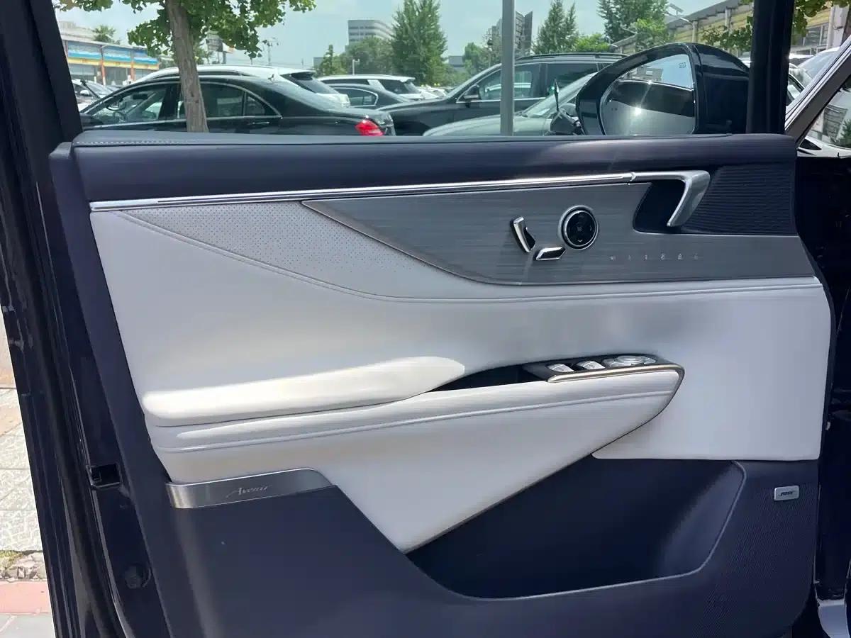 Buick GL8 PHEV 2026 Luxury Edition — миниатюра 7