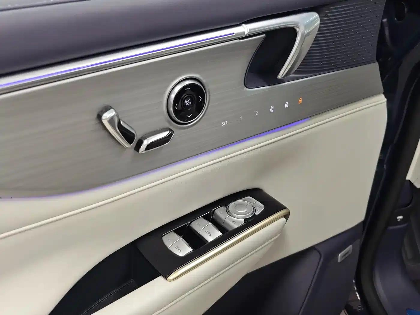 Buick GL8 PHEV 2026 Luxury Edition — миниатюра 13