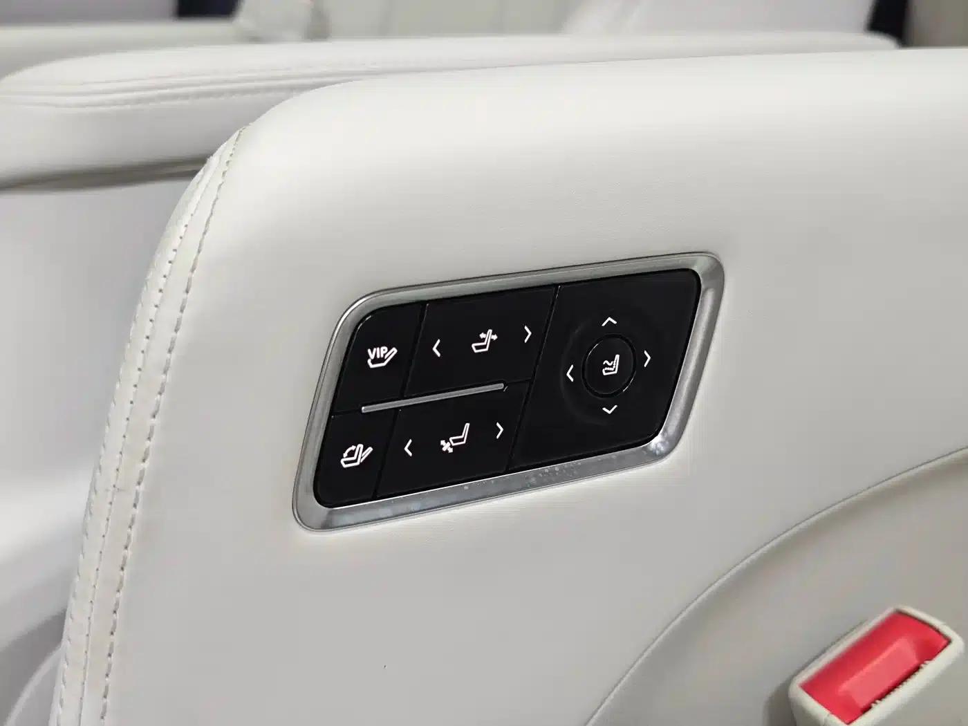 Buick GL8 PHEV 2026 Luxury Edition — миниатюра 16
