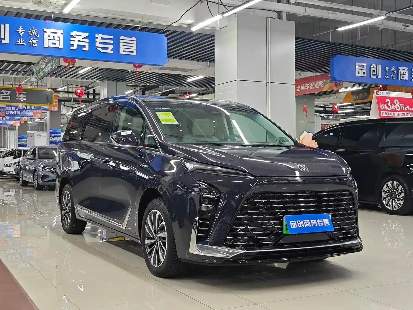 Buick GL8 PHEV 2026 Luxury Edition — миниатюра 3
