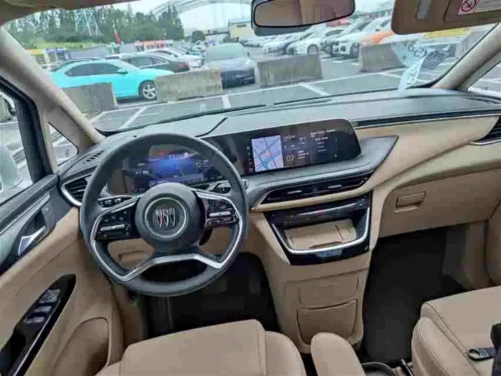 Buick GL8 PHEV 2025 Land Cruiser Premium Edition — миниатюра 4
