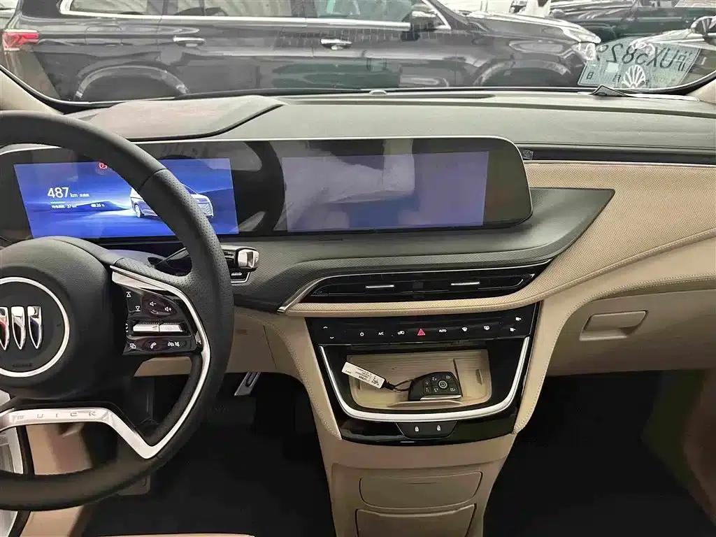 Buick GL8 PHEV 2025 Land Cruiser Premium Edition — миниатюра 10