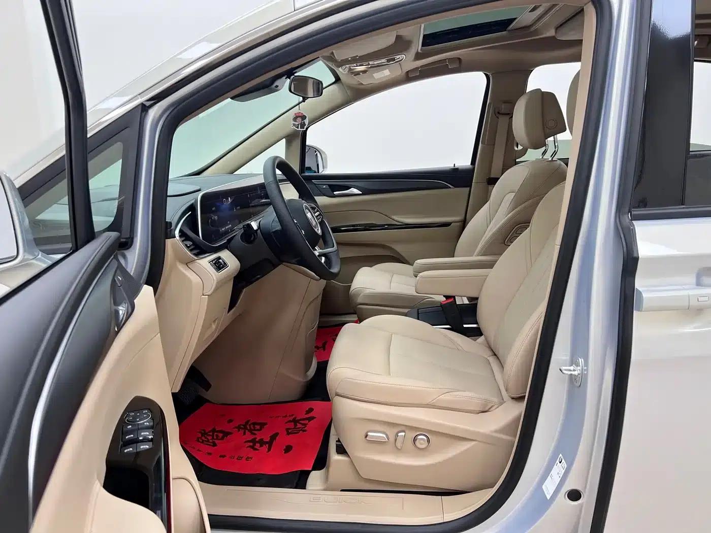 Buick GL8 PHEV 2025 Land Cruiser Premium Edition — миниатюра 15