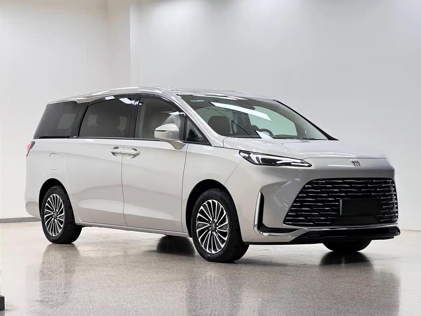 Buick GL8 PHEV 2025 Land Cruiser Premium Edition — миниатюра 3