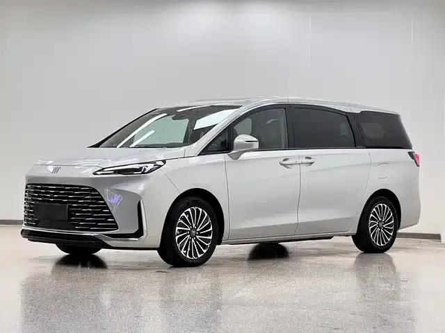 Buick GL8 PHEV 2025 Land Cruiser Premium Edition
