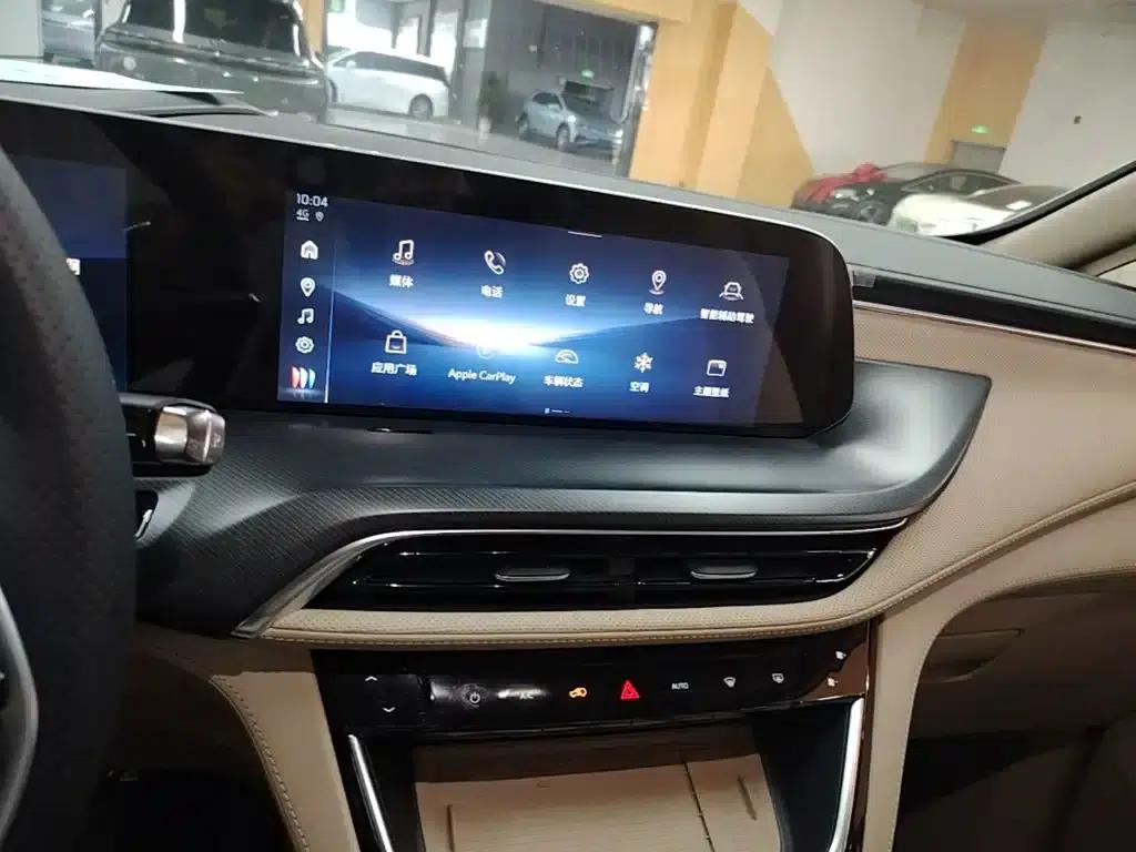 Buick GL8 PHEV 2025 Land Cruiser Premium Edition — миниатюра 13