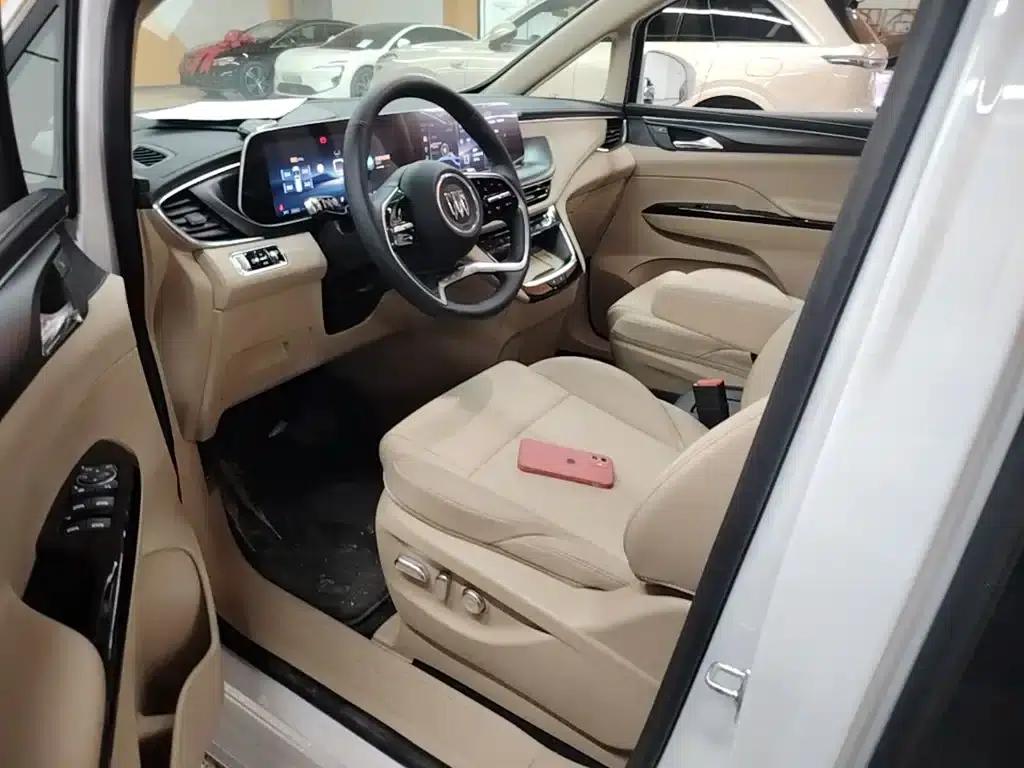 Buick GL8 PHEV 2025 Land Cruiser Premium Edition — миниатюра 15