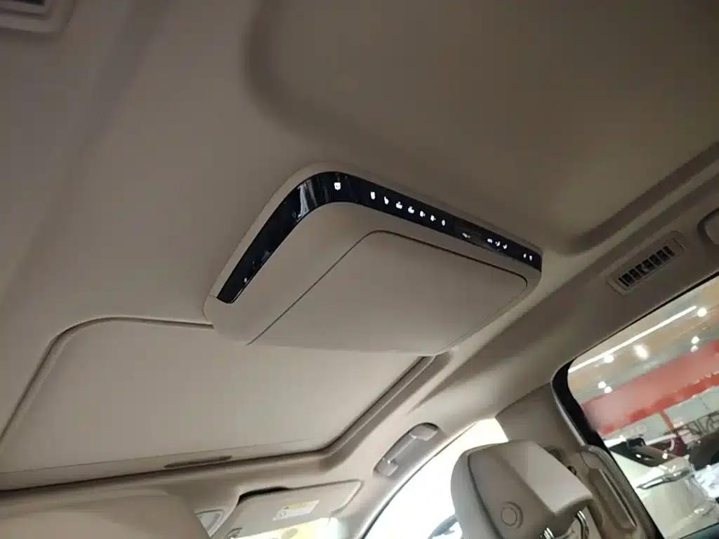 Buick GL8 PHEV 2025 Land Cruiser Premium Edition — миниатюра 18