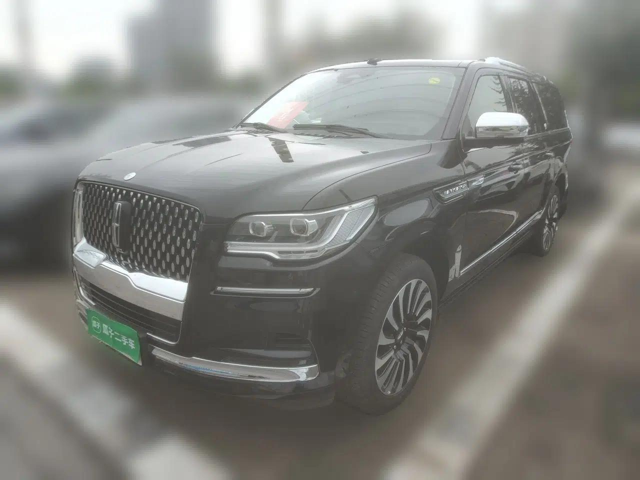 Lincoln Navigator 2024 3.5T Long-Wheelbase Presidential Edition — миниатюра 1