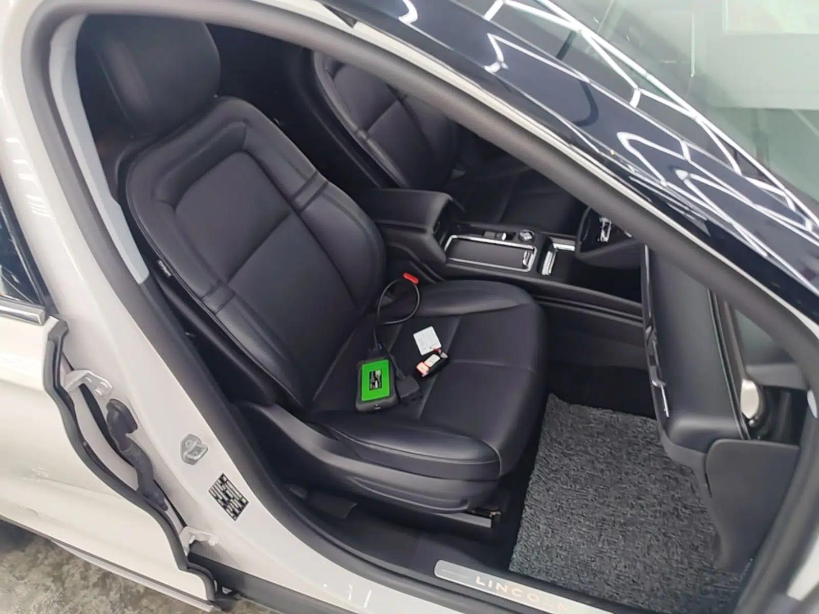 Lincoln Corsair 2022 Revised Version 2.0T Two-Wheel Drive Premium Edition — миниатюра 19