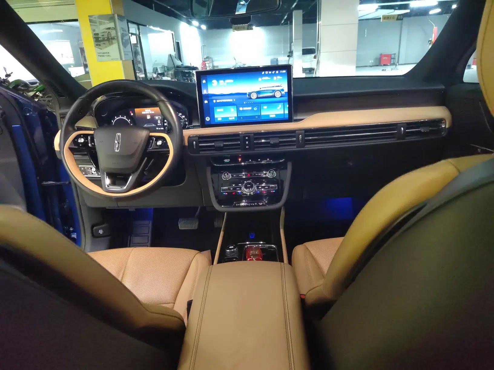Lincoln Corsair 2021 2.0T Two-Wheel-Drive Luxury Edition — миниатюра 17