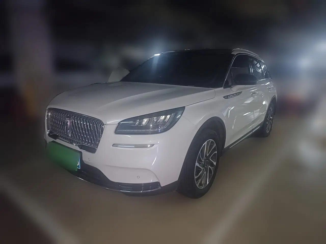 Lincoln Corsair 2022 2.0T Two-Wheel Drive Deluxe Edition — миниатюра 1