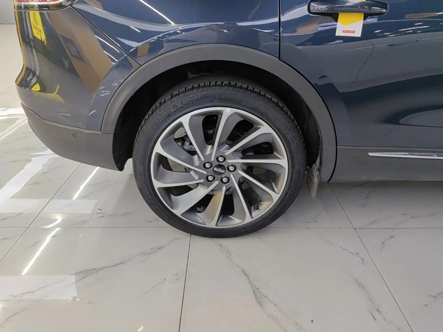 Lincoln Nautilus 2022 2.7T Four-Wheel Drive Luxury Edition — миниатюра 11