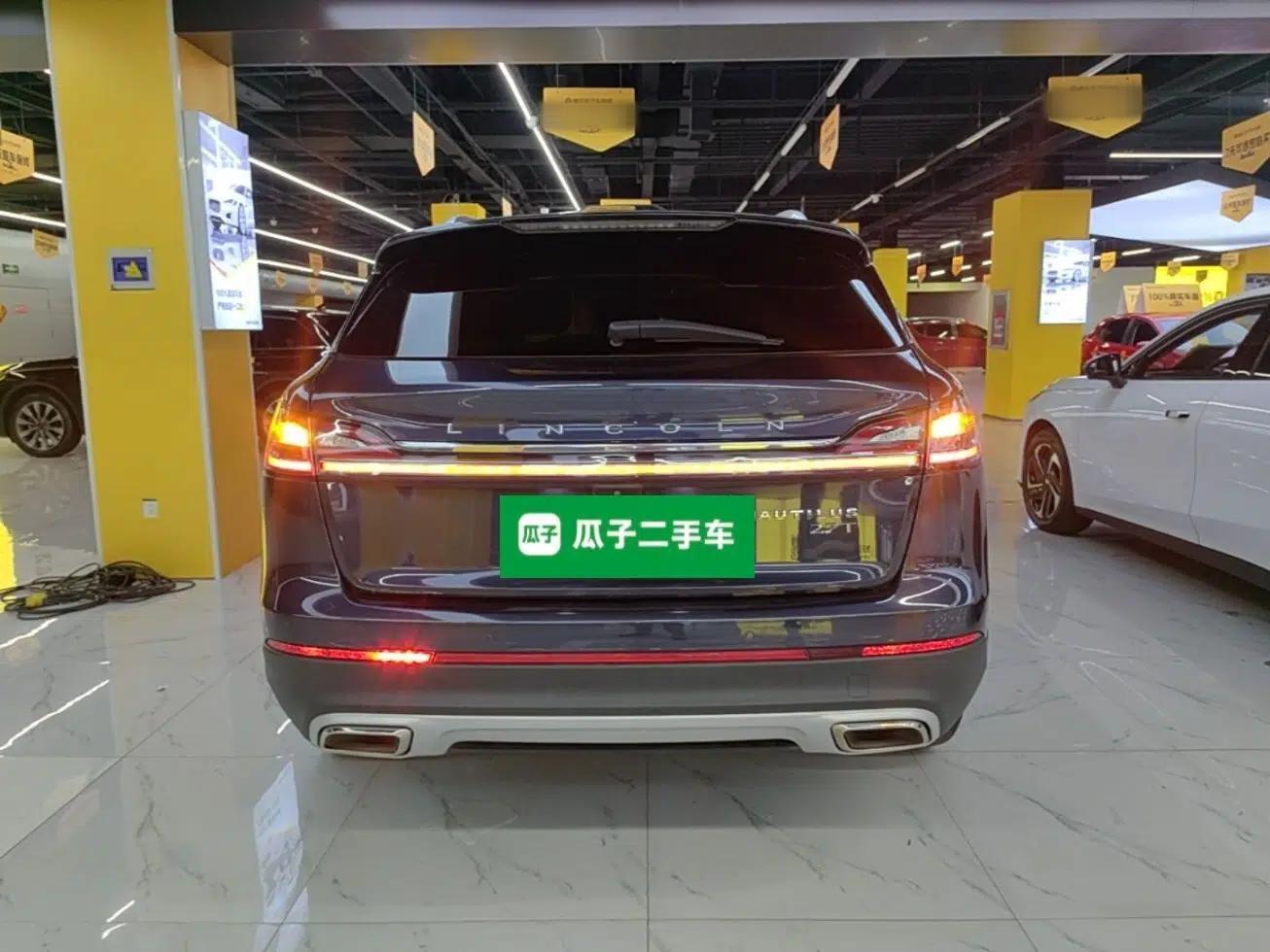 Lincoln Nautilus 2022 2.7T Four-Wheel Drive Luxury Edition — миниатюра 5