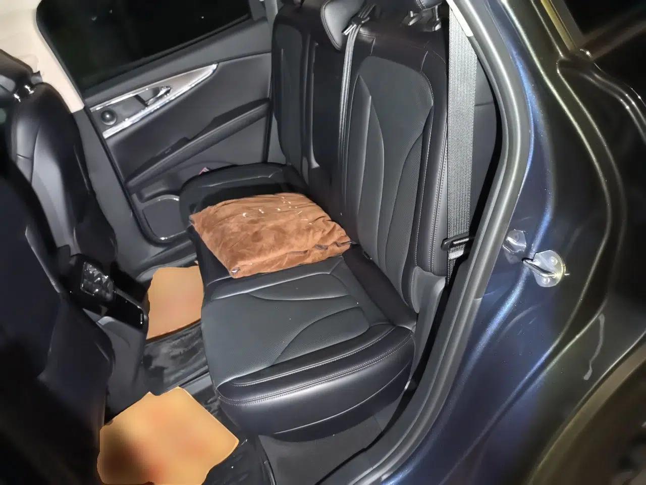 Lincoln Nautilus 2021 2.0T Four-Wheel Drive Luxury Edition — миниатюра 17