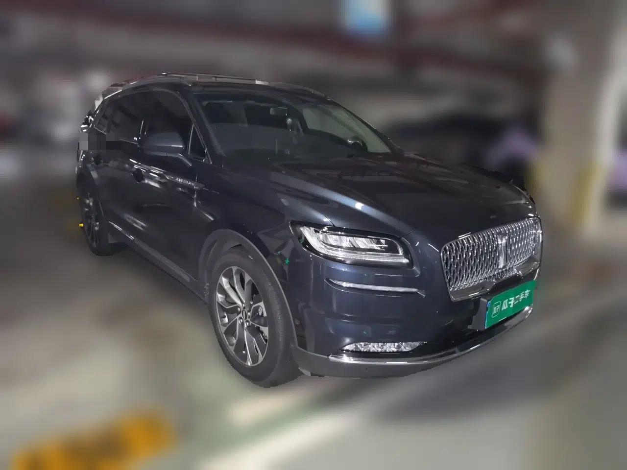 Lincoln Nautilus 2021 2.0T Four-Wheel Drive Luxury Edition — миниатюра 3
