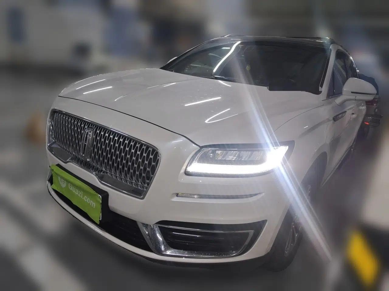 Lincoln Nautilus 2019 2.0T Two-Wheel Drive Luxury Edition China VI Standard — миниатюра 1