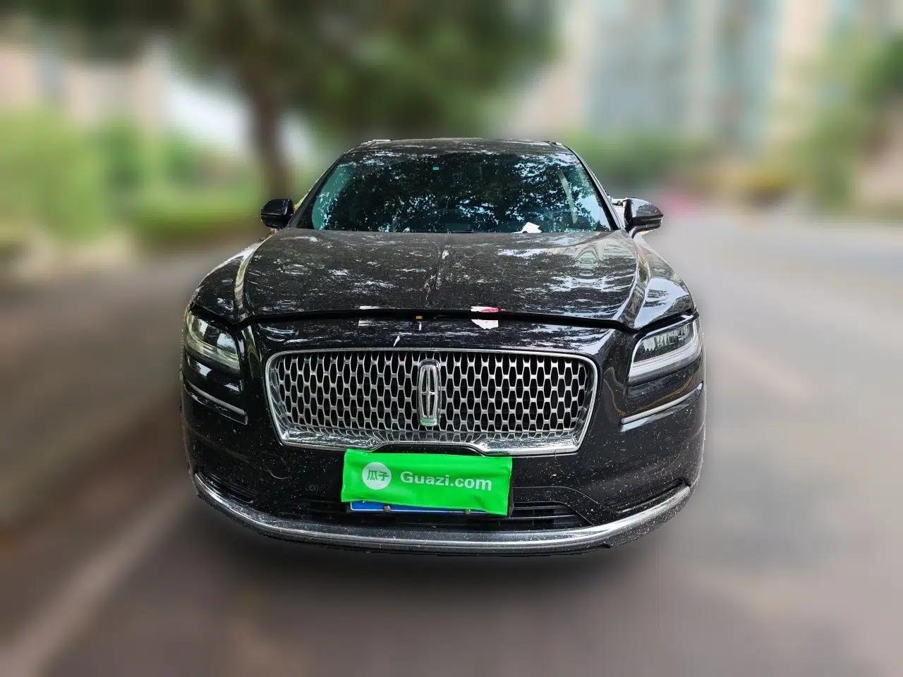 Lincoln Nautilus 2021 2.0T Four-Wheel Drive Luxury Edition — миниатюра 2
