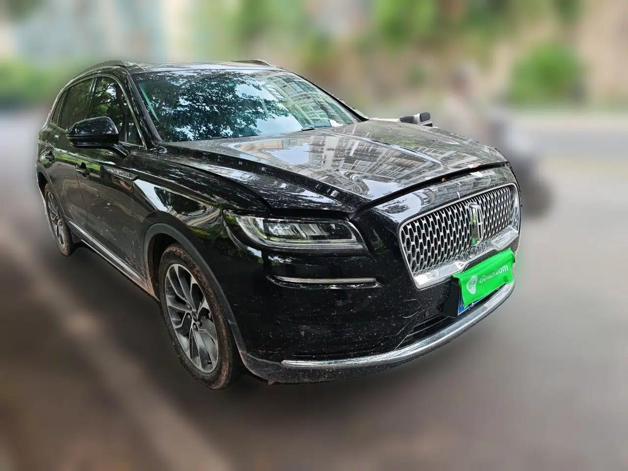 Lincoln Nautilus 2021 2.0T Four-Wheel Drive Luxury Edition — миниатюра 3