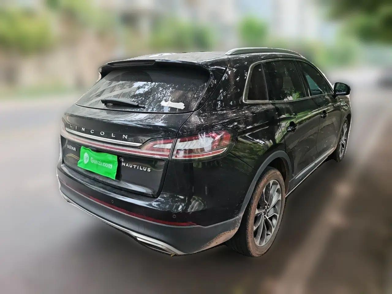 Lincoln Nautilus 2021 2.0T Four-Wheel Drive Luxury Edition — миниатюра 6