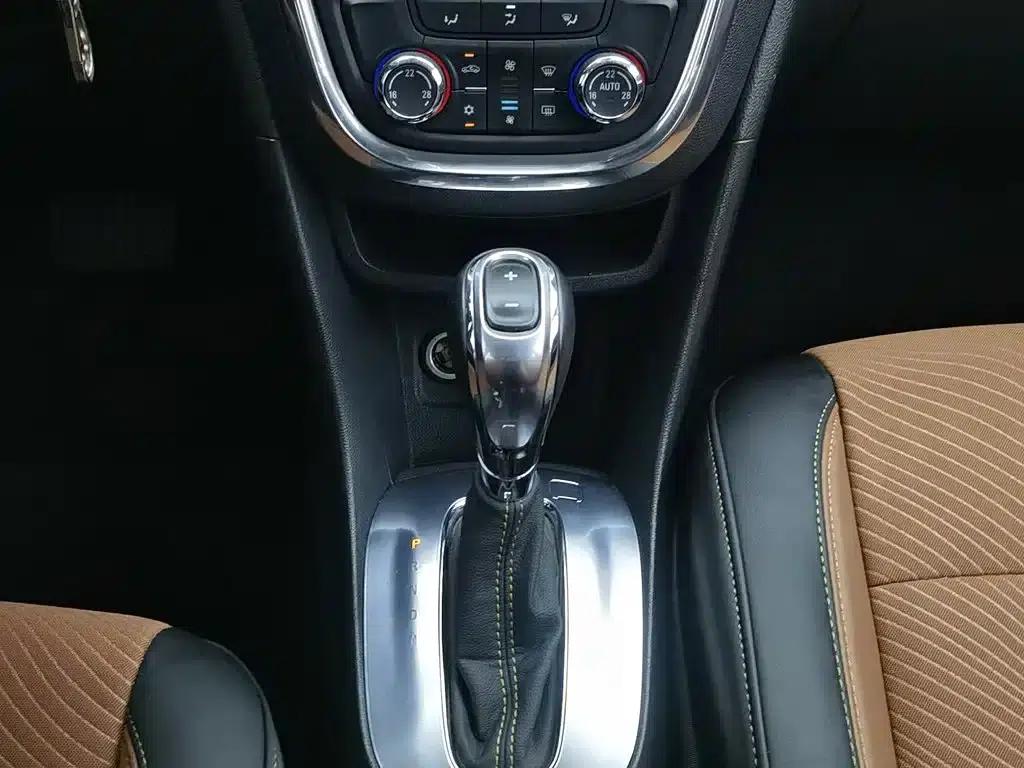 2014 Buick Encore 1.4T Automatic 2WD Urban Leading Edition — миниатюра 13